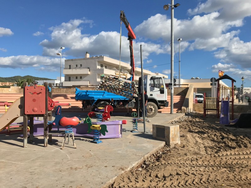 inici obres parc infanitl  sant jordi 1